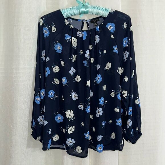 Ann Taylor Tops - Ann Taylor LP Navy Blue White Floral Long Sleeve Pleated Front Blouse